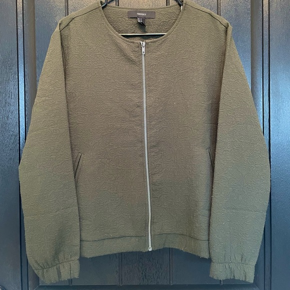 Army Green Shacket - Picture 1 of 4